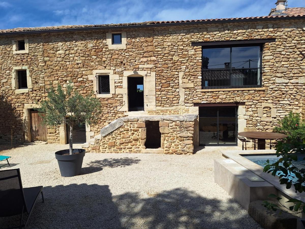 סוז-לה-רוס Chez Vero Chambres D'Hotes & Maison En Pierre Contemporaine מראה חיצוני תמונה