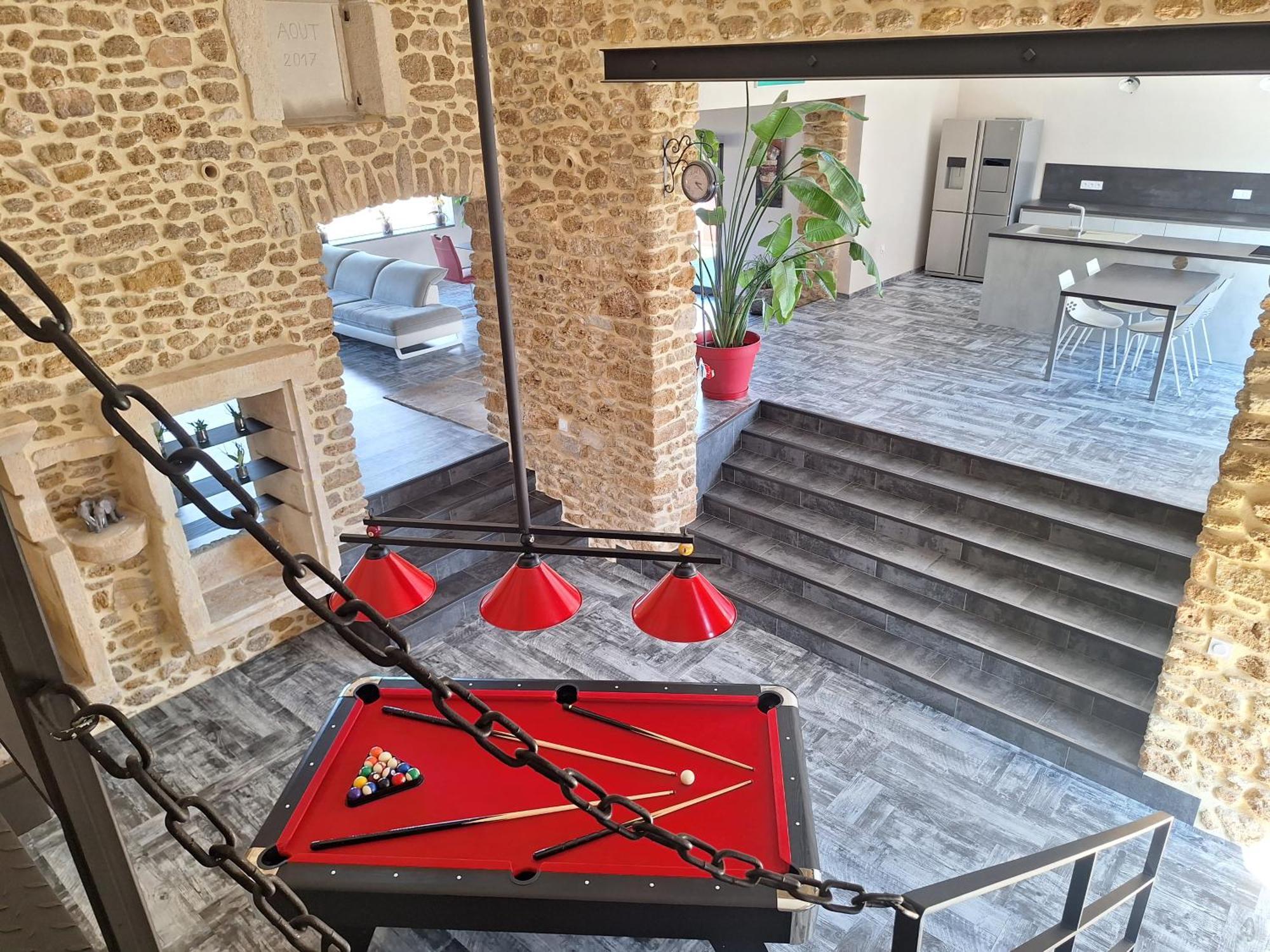 סוז-לה-רוס Chez Vero Chambres D'Hotes & Maison En Pierre Contemporaine מראה חיצוני תמונה