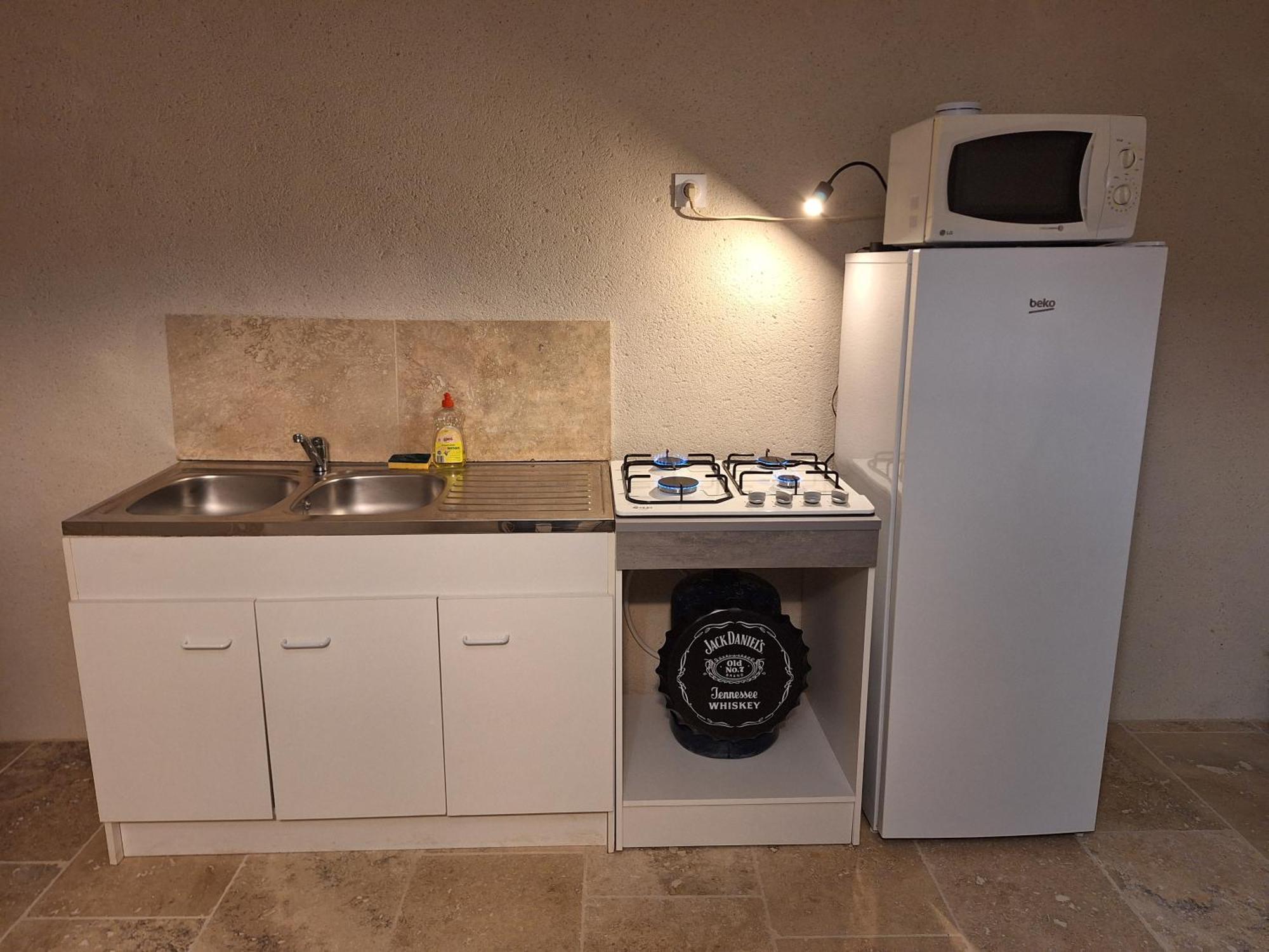 סוז-לה-רוס Chez Vero Chambres D'Hotes & Maison En Pierre Contemporaine מראה חיצוני תמונה
